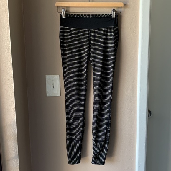 PRANA Sapphire Striped Space Dye Leggings - Picture 3 of 9